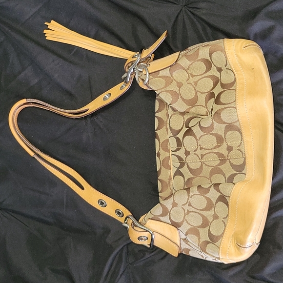 Coach Handbags - Coach bag